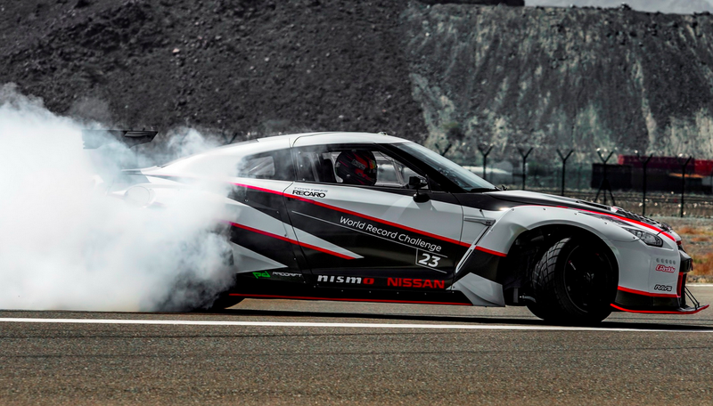 Illustration for article titled A 1,380 Horsepower Nissan GT-R Just Set The Drifting World Record At 190 MPH
